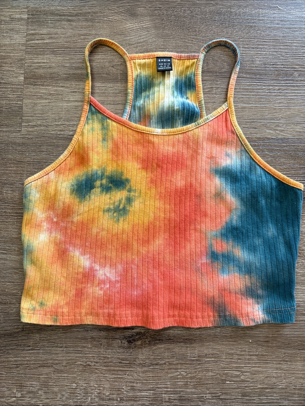 🔥 3 Ribbed Cropped Cami Tops - Picture 3 of 4